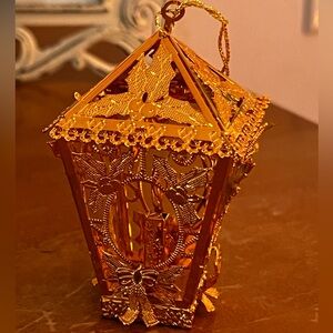 Danbury Mint 2002 Vintage Christmas Ornament Leaflet Gold Lantern VTG EUC